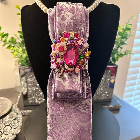 Accessories - Lavender Paisley tie with Multicolor Jeweled brooch